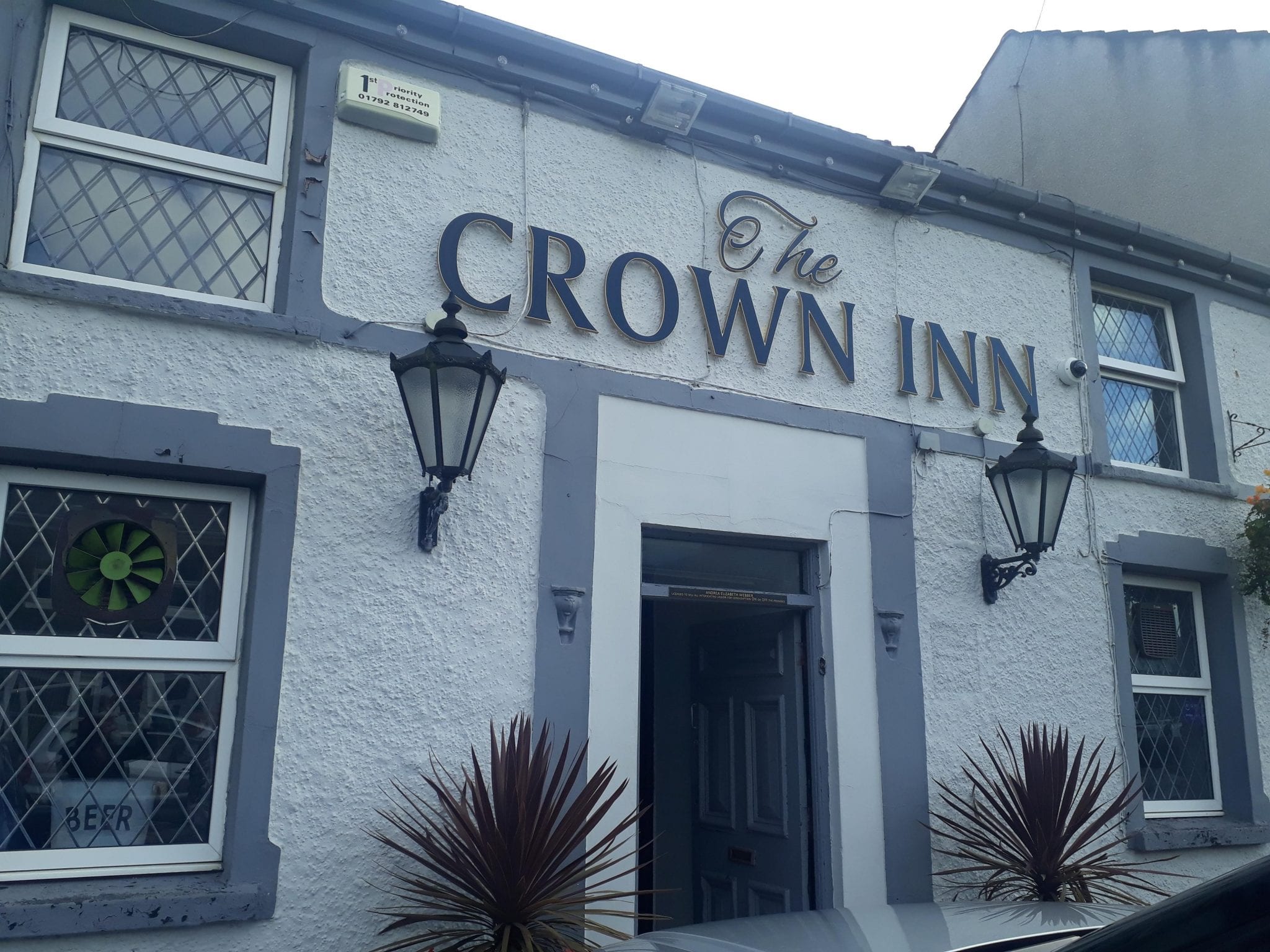 Crown Inn Admiral Taverns