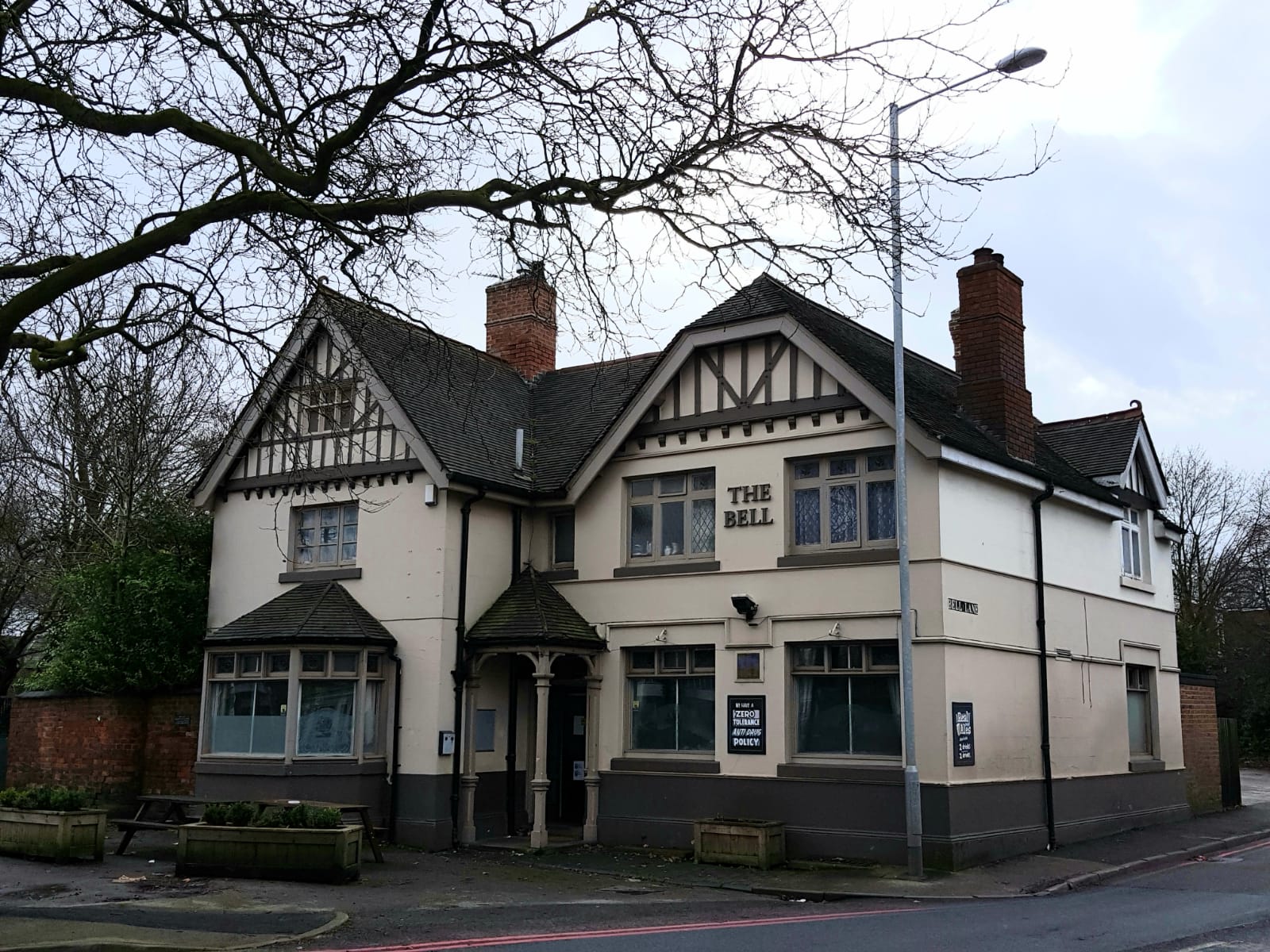Bell Inn, Bloxwich Admiral Taverns