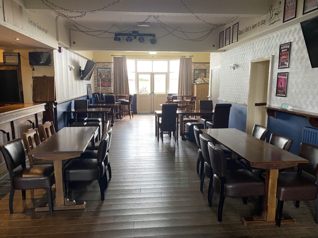 Glen, Glen Parva Admiral Taverns