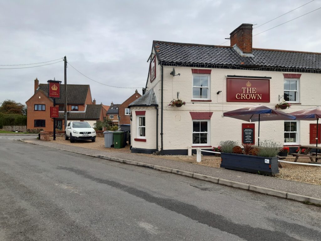 Crown, Reepham Admiral Taverns