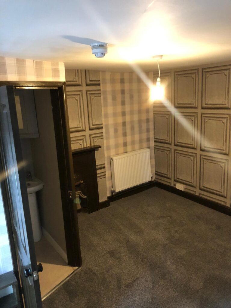 Gainsborough, Milborne Port Admiral Taverns