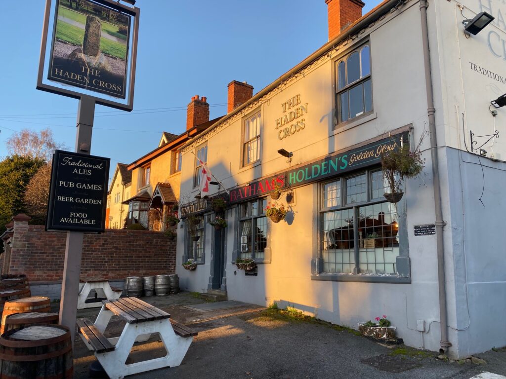 Haden Cross, Cradley Heath Admiral Taverns