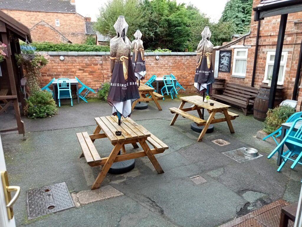 Dickin Arms, Wem Admiral Taverns