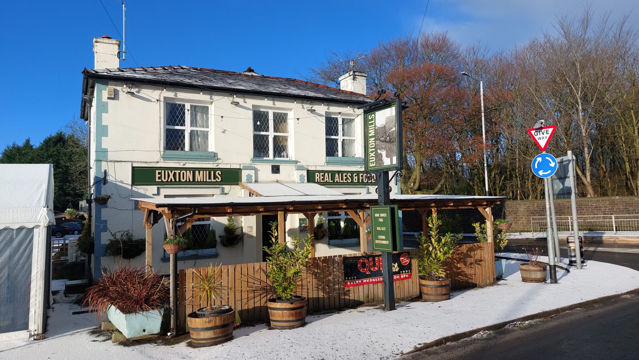 Chorley's Inns and Taverns: Euxton - Red Lion Inn