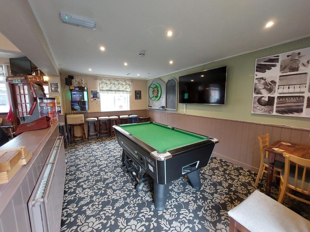 Dickin Arms, Wem Admiral Taverns