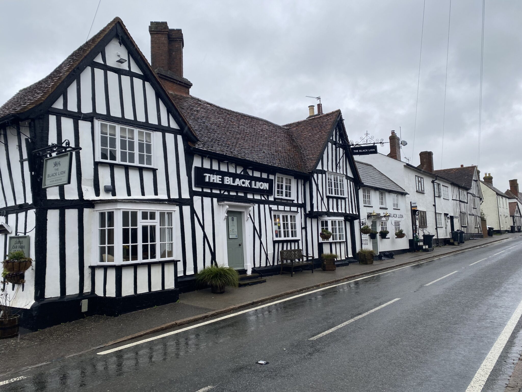 High Roding Rand's Road Black Lion, High Roding - Admiral Taverns