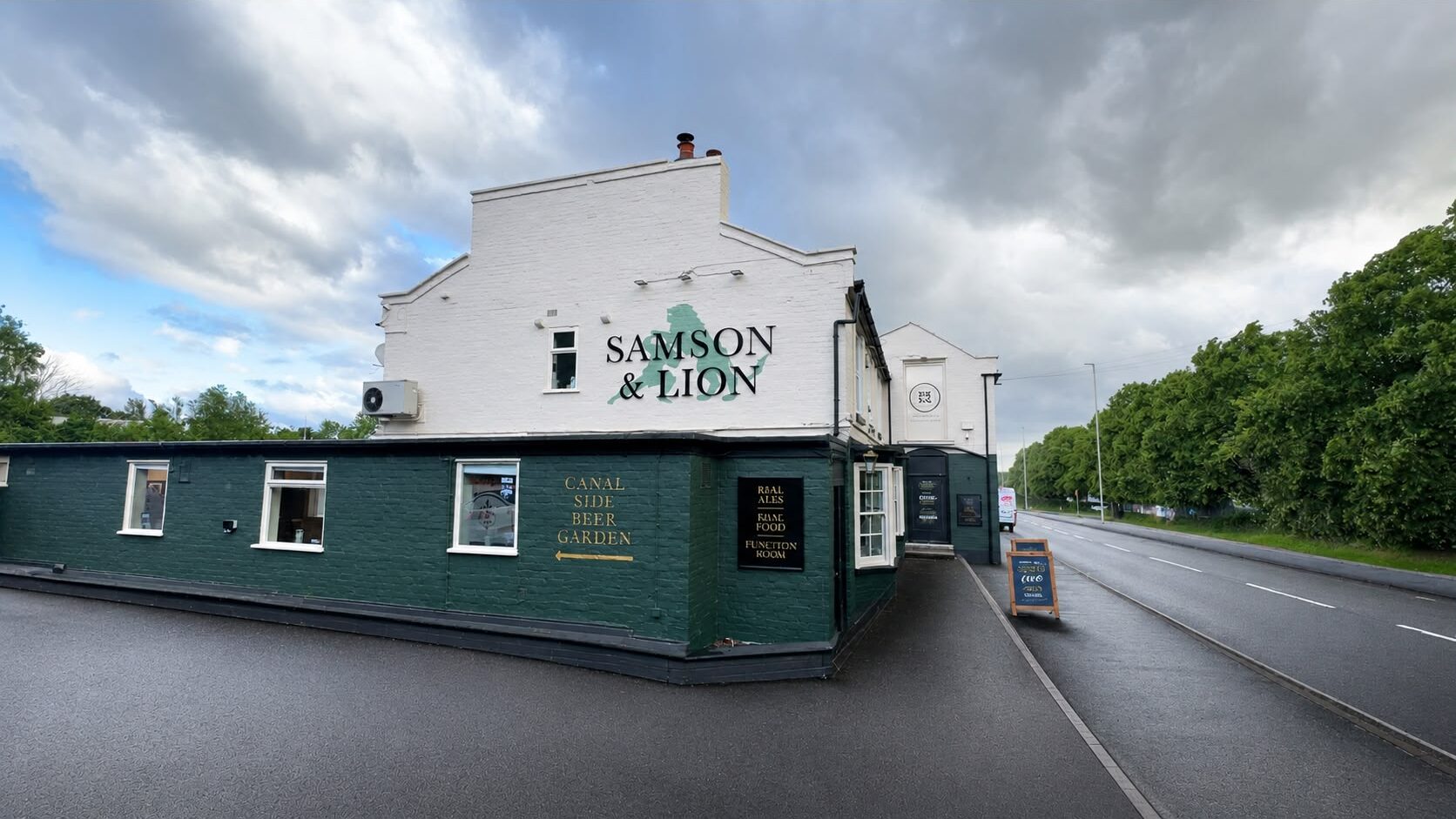 Brierly Hill Community Pub Refurbished Following Transformational ...